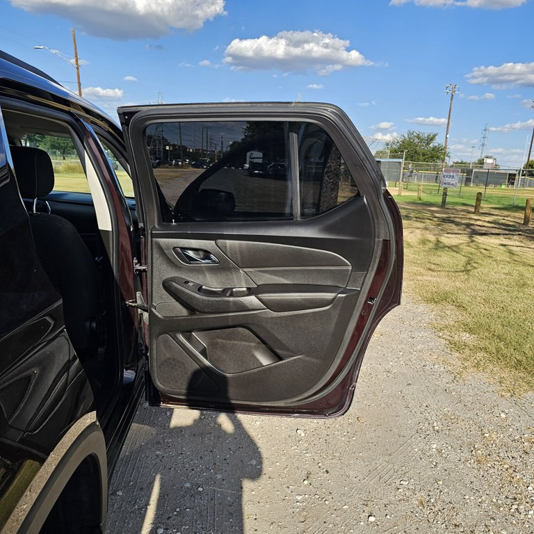 2020 Chevrolet Traverse Image 17