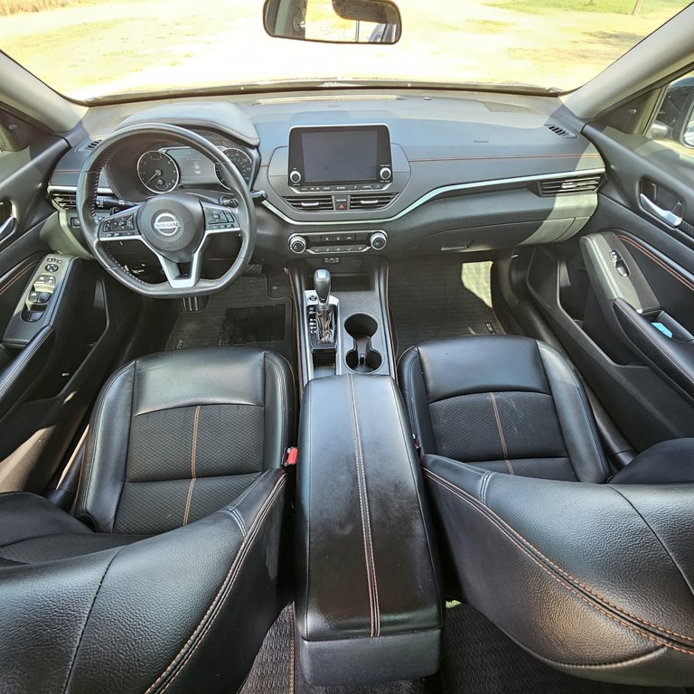 2022 Nissan Altima Image 14