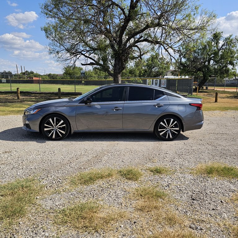 2022 Nissan Altima Image 4