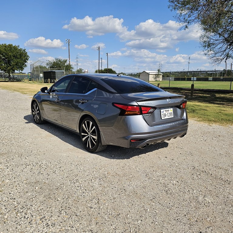 2022 Nissan Altima Image 5