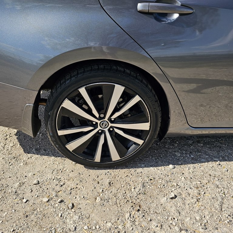 2022 Nissan Altima Image 23