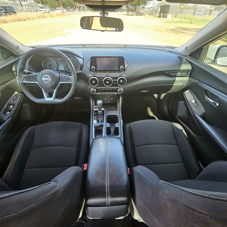 2020 Nissan Sentra Image 14