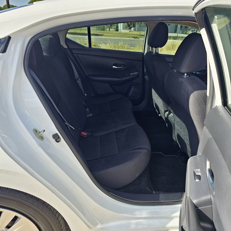 2020 Nissan Sentra Image 16