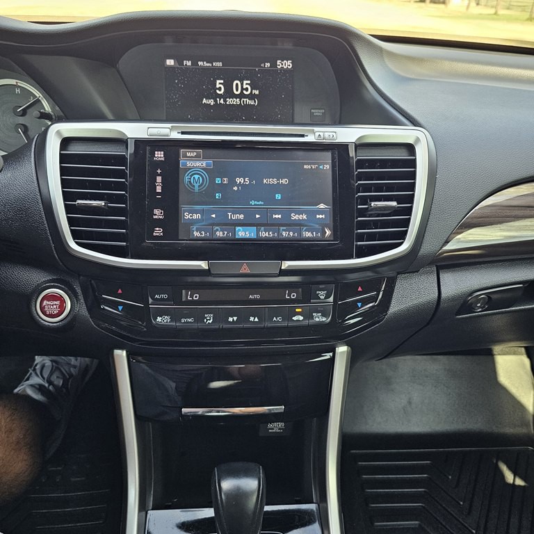 2016 Honda Accord Image 20