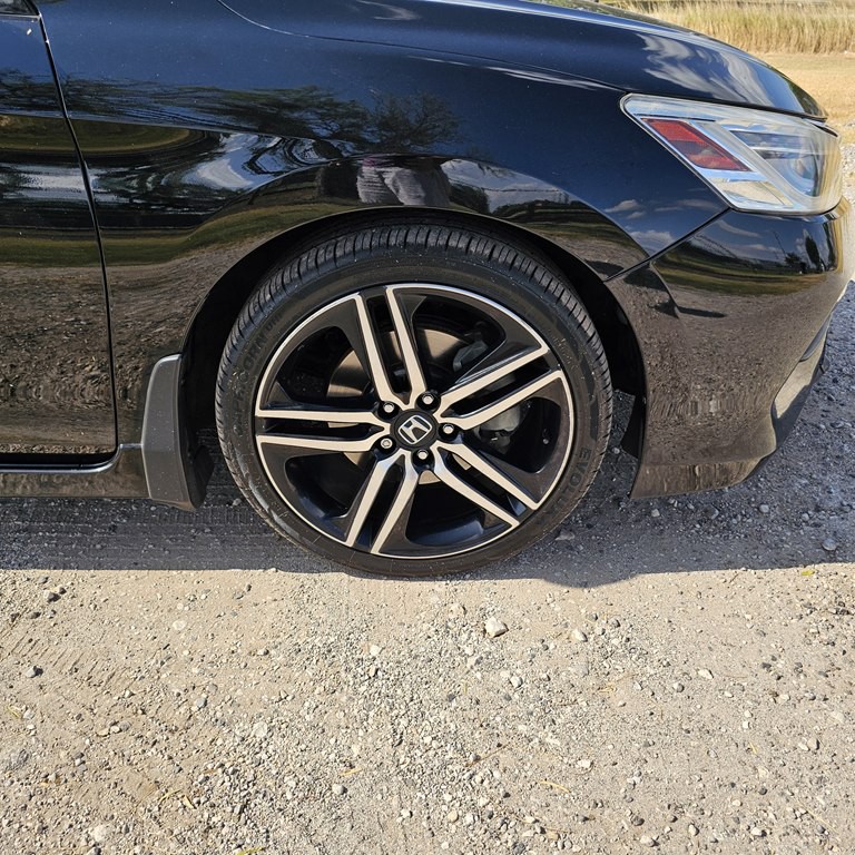 2016 Honda Accord Image 24