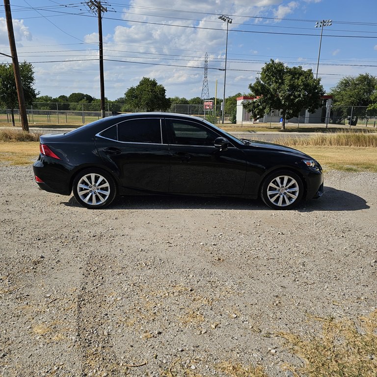 2016 Lexus IS Image 8