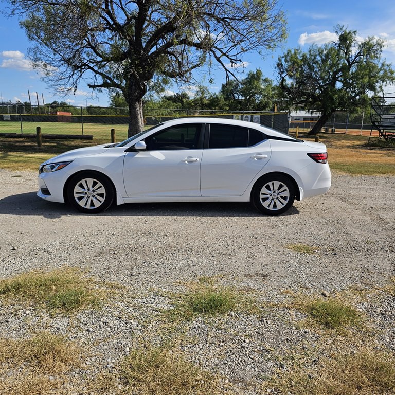 2020 Nissan Sentra Image 4