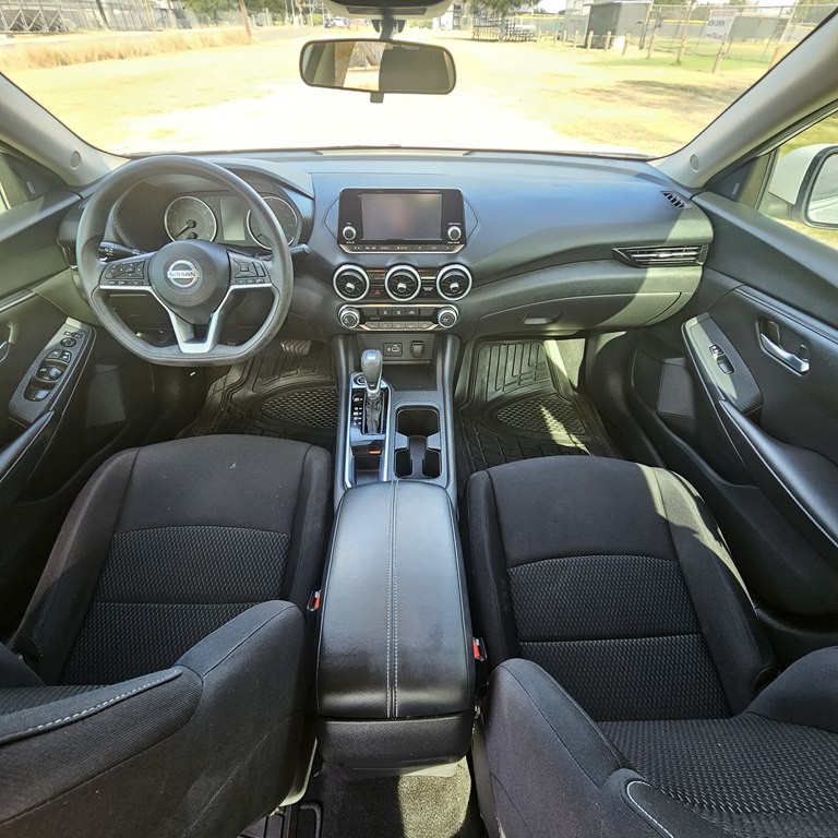 2020 Nissan Sentra Image 14