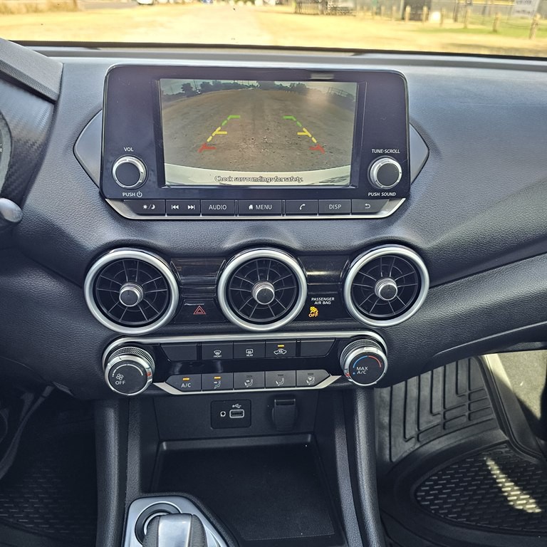2020 Nissan Sentra Image 20