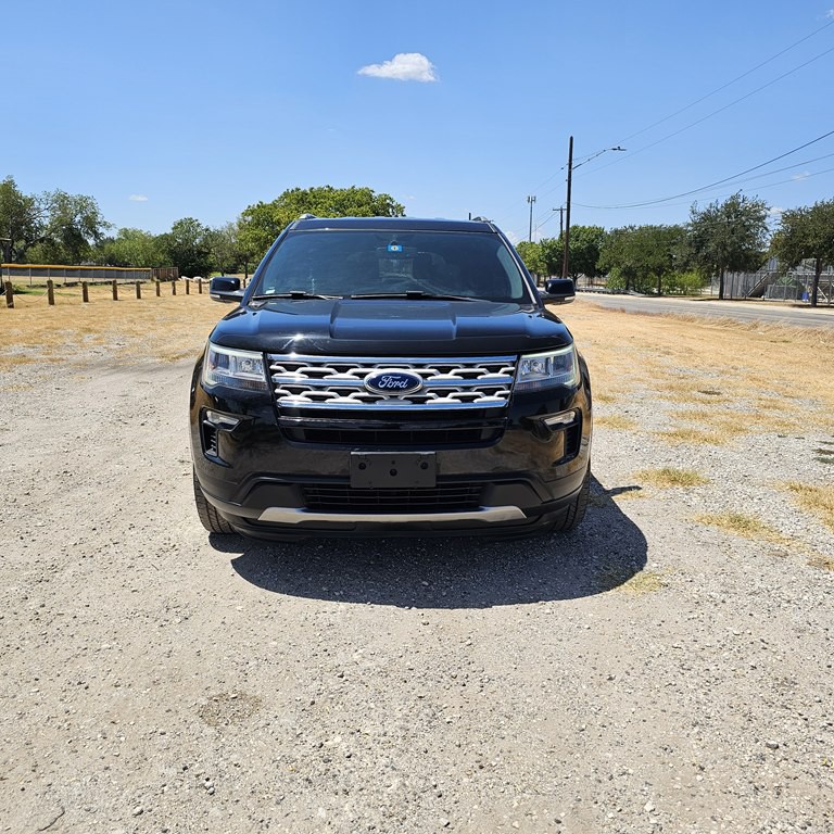 2018 Ford Explorer Image 2
