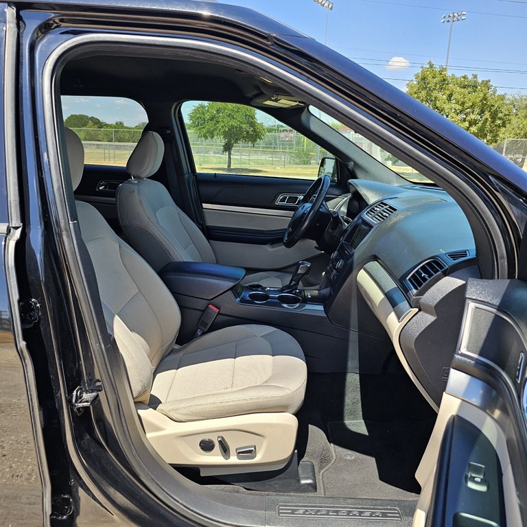 2018 Ford Explorer Image 18