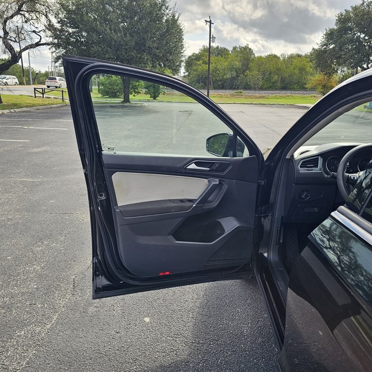 2018 Volkswagen Tiguan Image 9