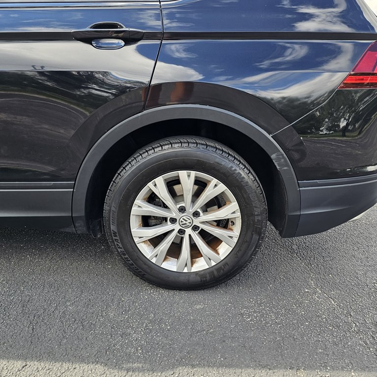 2018 Volkswagen Tiguan Image 25