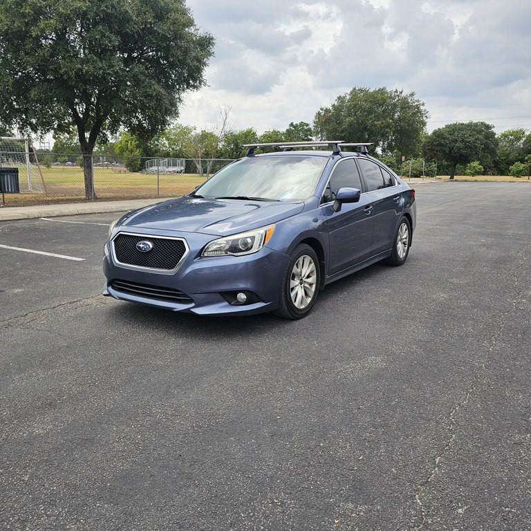 2015 Subaru Legacy Image 1