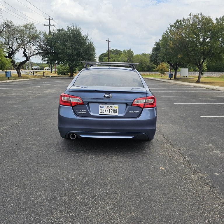 2015 Subaru Legacy Image 5