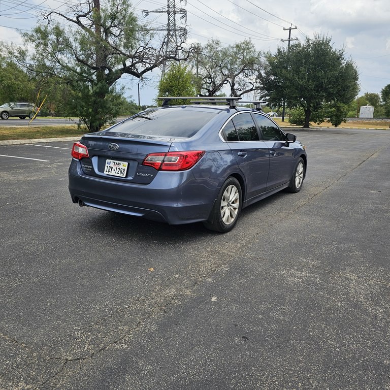 2015 Subaru Legacy Image 6