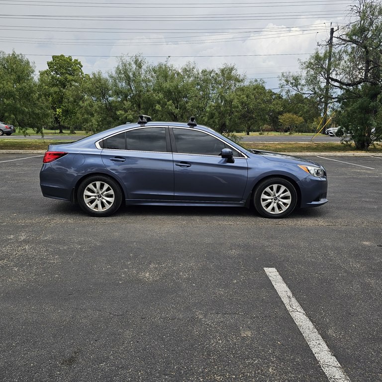 2015 Subaru Legacy Image 7