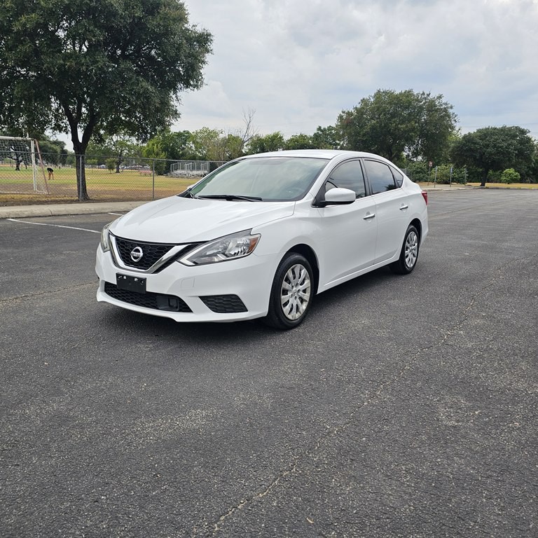 2019 Nissan Sentra Image 1