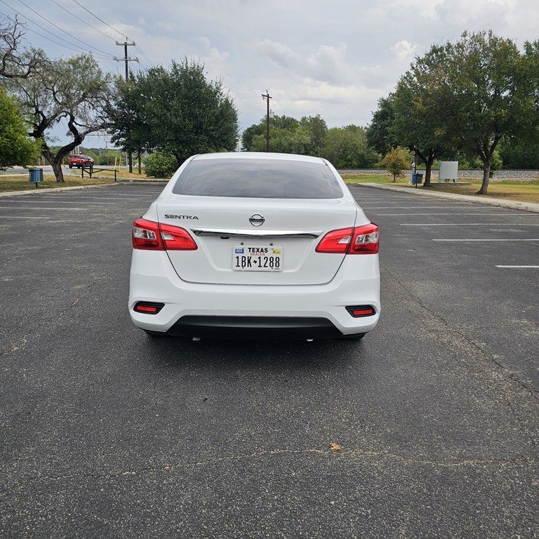 2019 Nissan Sentra Image 5