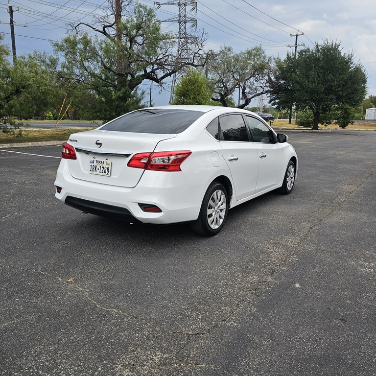 2019 Nissan Sentra Image 6