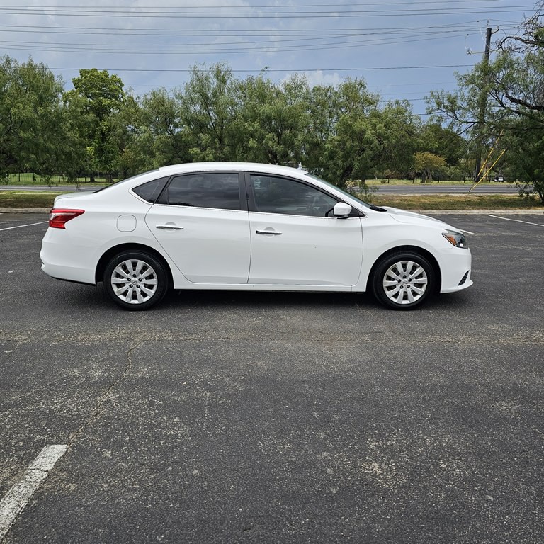 2019 Nissan Sentra Image 7
