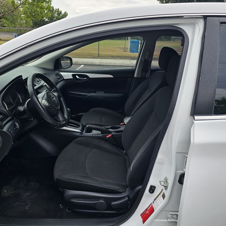 2019 Nissan Sentra Image 10