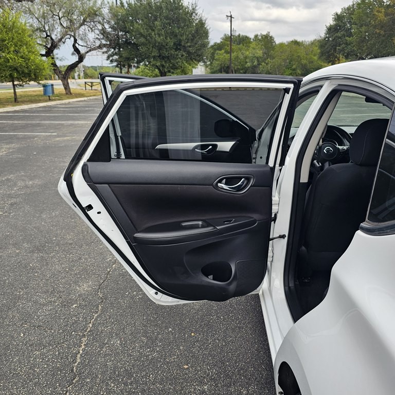 2019 Nissan Sentra Image 11