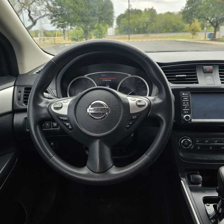 2019 Nissan Sentra Image 13