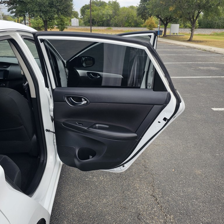 2019 Nissan Sentra Image 15