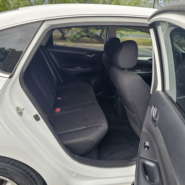 2019 Nissan Sentra Image 16