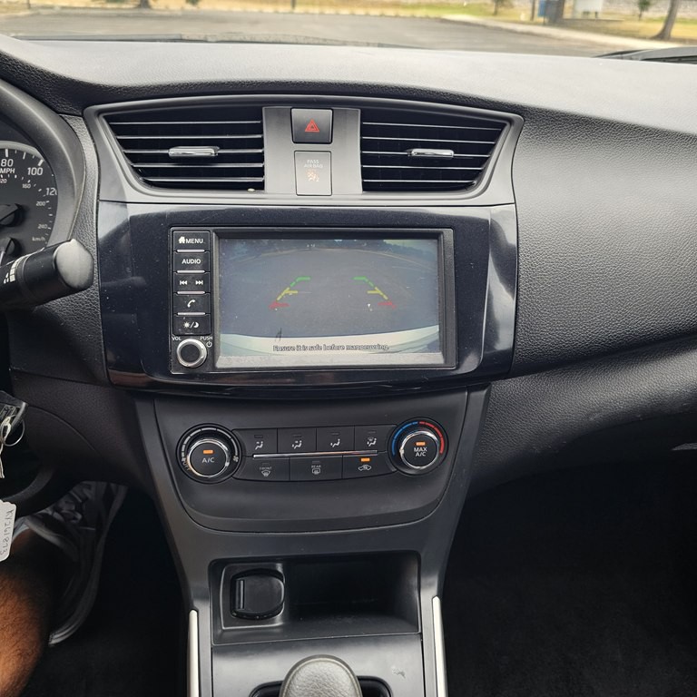 2019 Nissan Sentra Image 21
