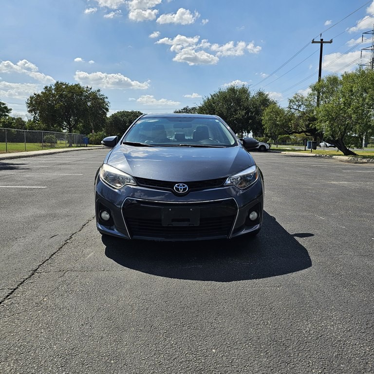 2016 Toyota Corolla Image 2