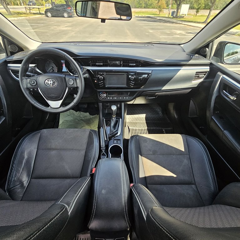 2016 Toyota Corolla Image 14