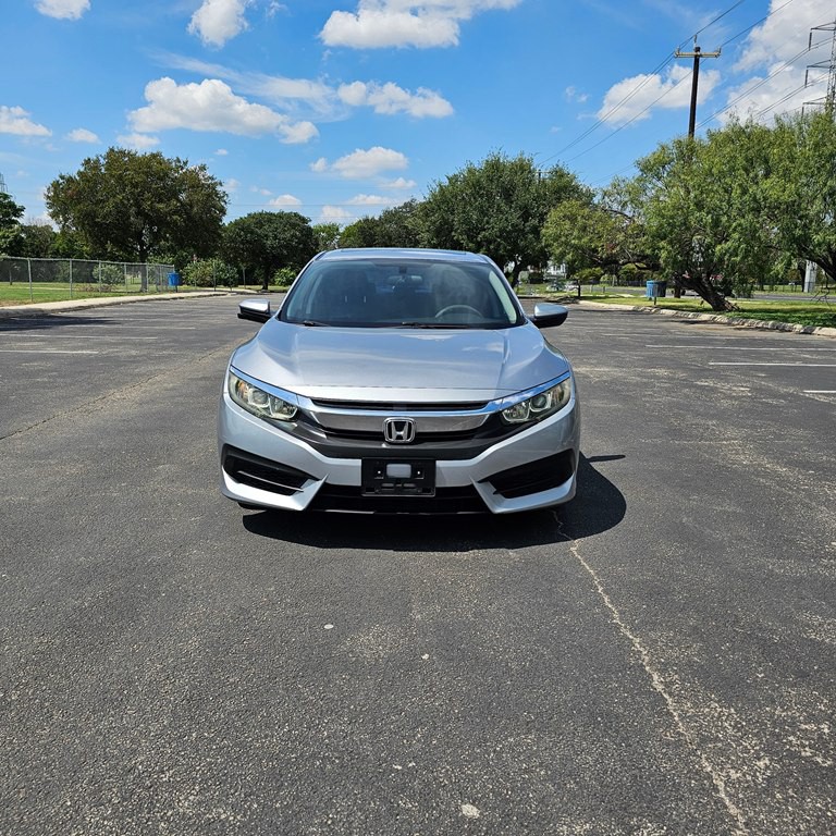 2017 Honda Civic Image 2