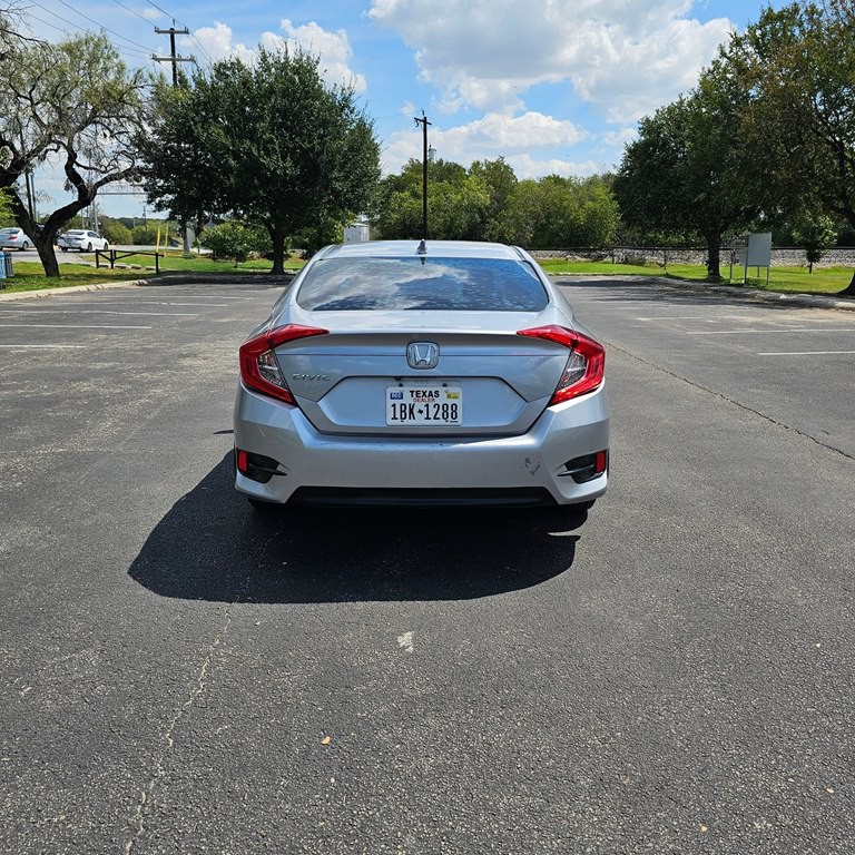 2017 Honda Civic Image 6