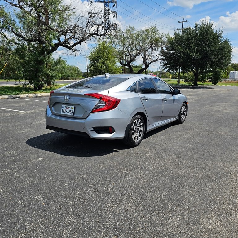 2017 Honda Civic Image 7