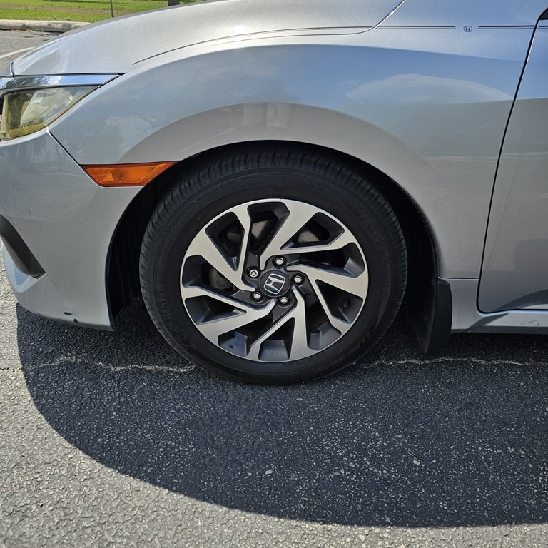 2017 Honda Civic Image 24