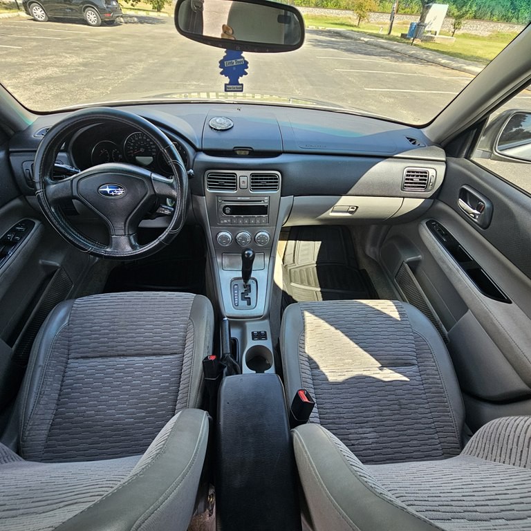2005 Subaru Forester Image 14