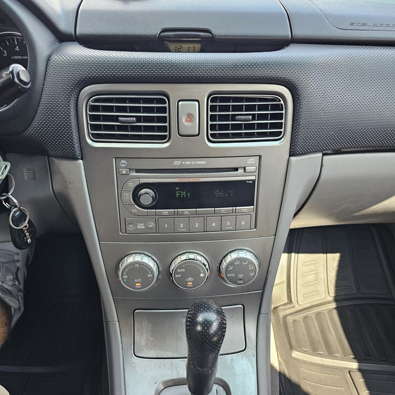 2005 Subaru Forester Image 20