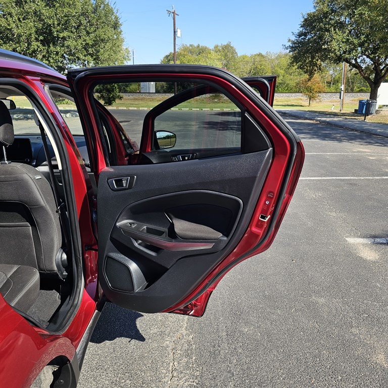 2019 Ford Econoline Image 14