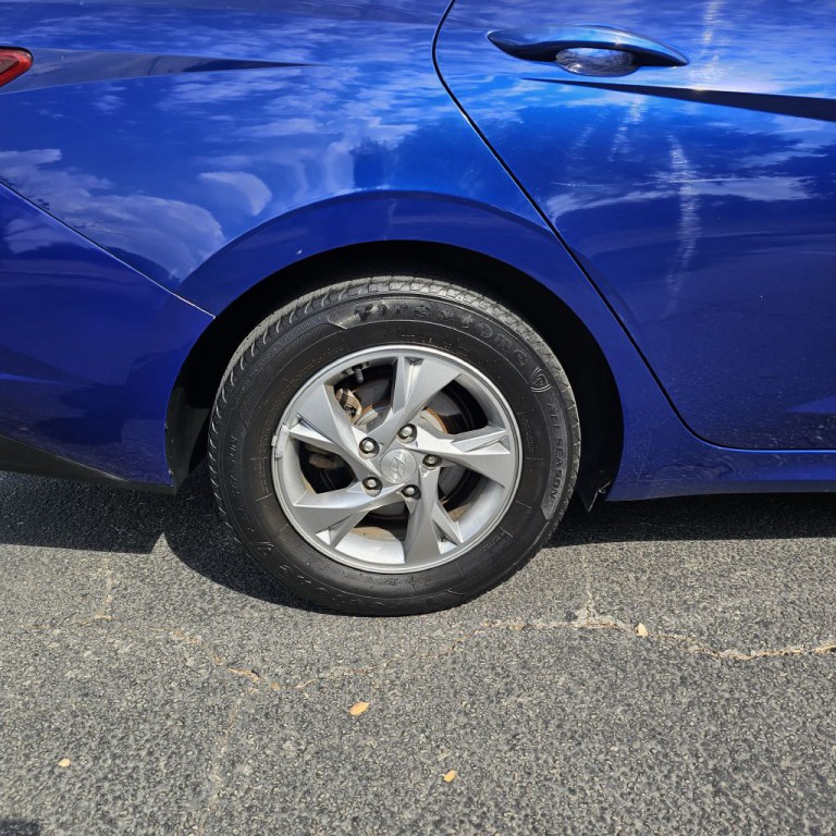 2021 Hyundai Elantra Image 23