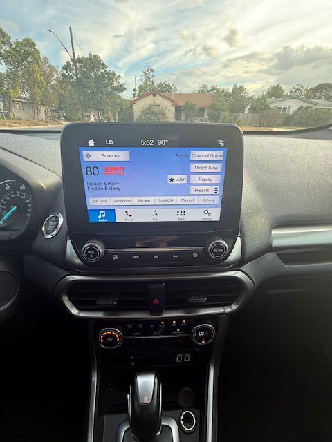 2018 Ford Econoline Image 24