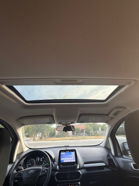 2018 Ford Econoline Image 26