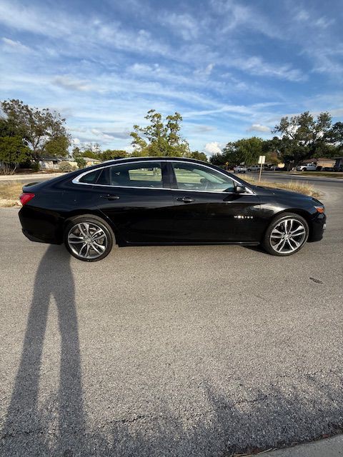 2021 Chevrolet Malibu Image 4