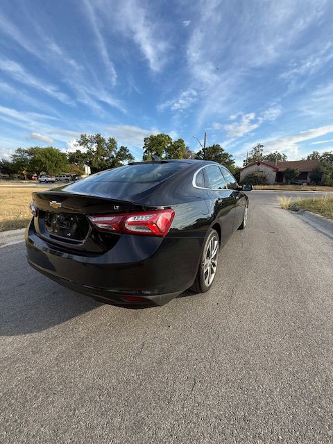 2021 Chevrolet Malibu Image 5