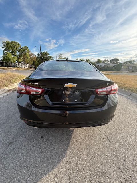 2021 Chevrolet Malibu Image 6