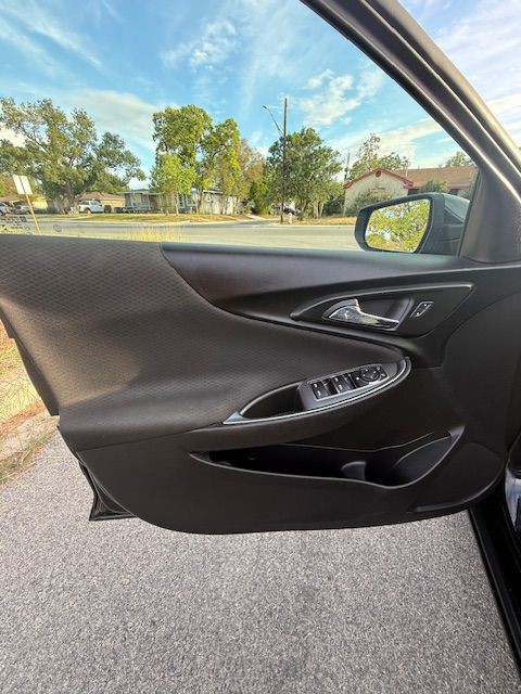 2021 Chevrolet Malibu Image 11