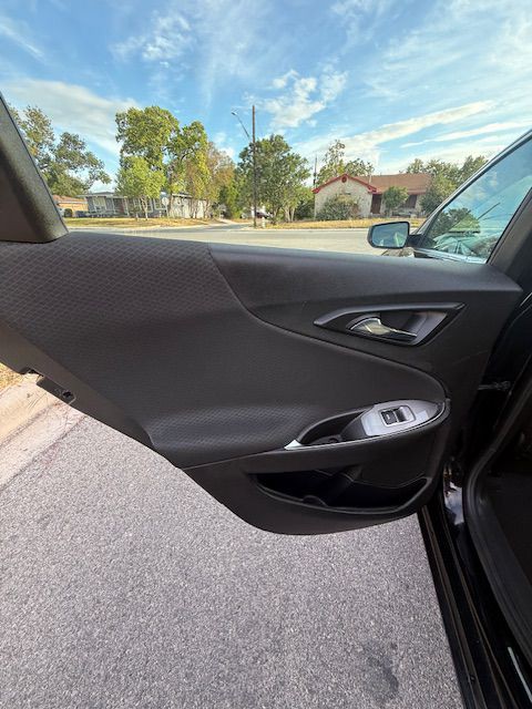 2021 Chevrolet Malibu Image 14