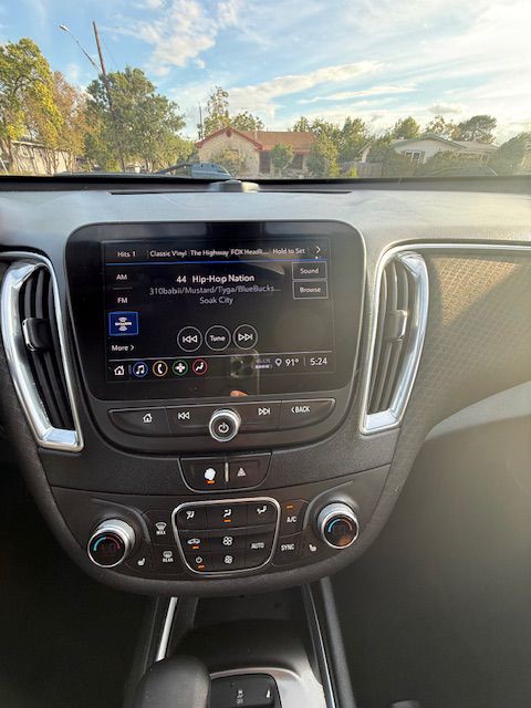 2021 Chevrolet Malibu Image 24