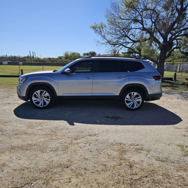 2021 Volkswagen Atlas Image 4